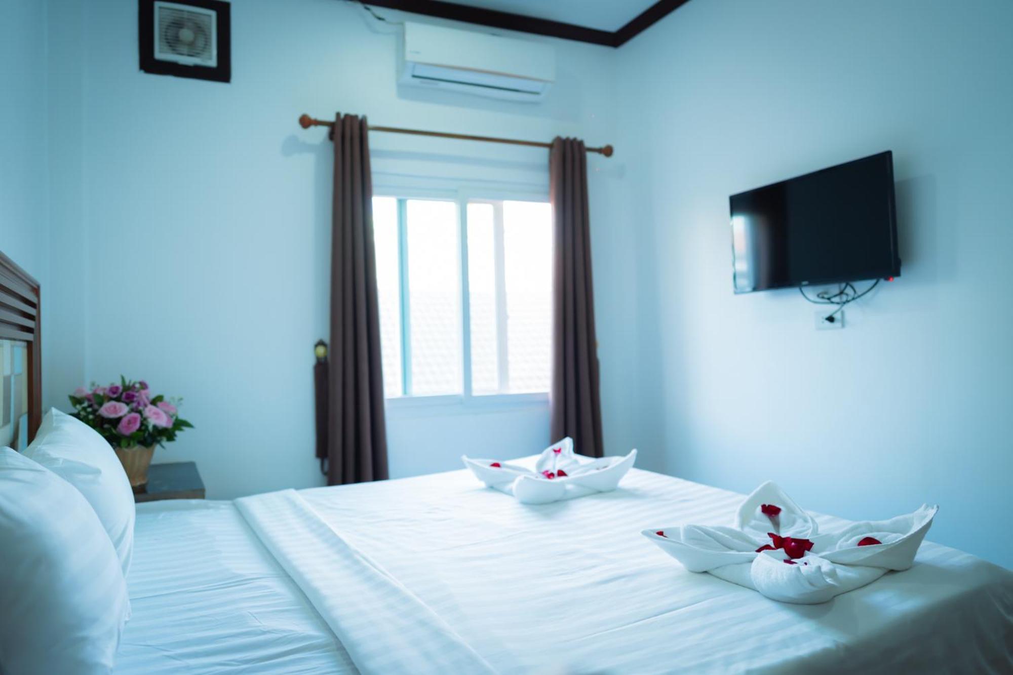 Vientiane Ruby Riverside Hotel Eksteriør billede